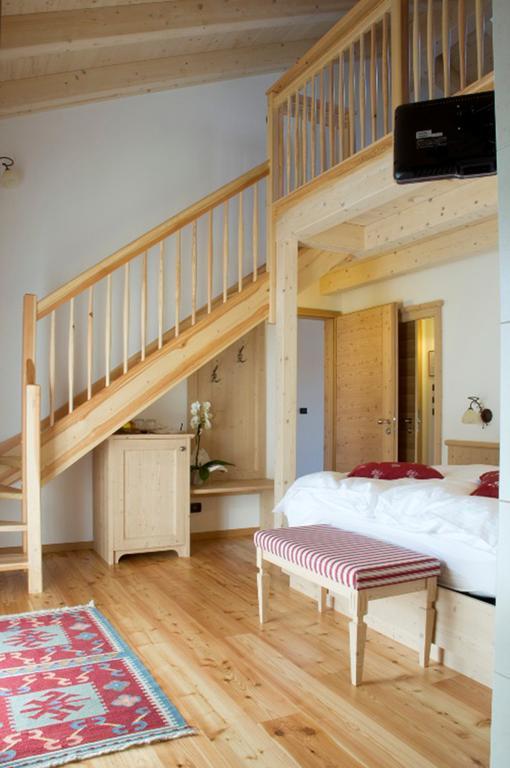 Agritur Golden Pause Villa Ton Bagian luar foto